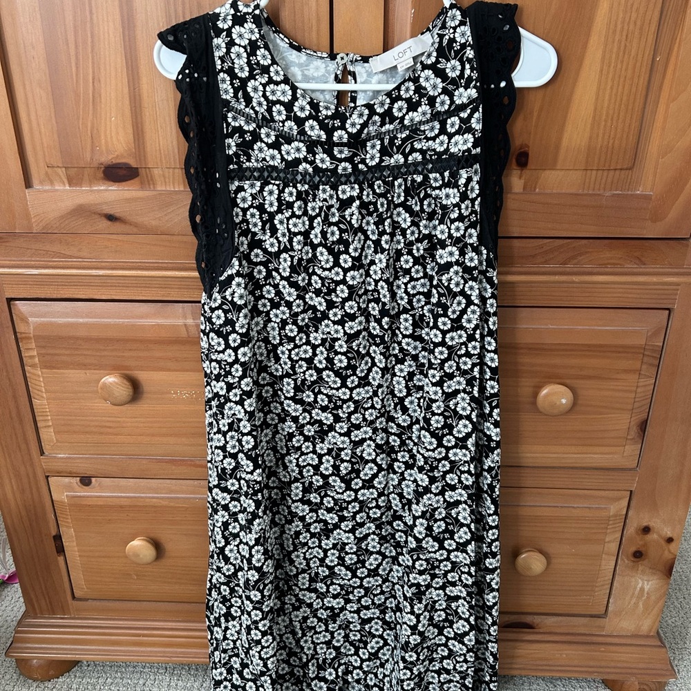LOFT Black and White Sundress Sleeveless Crew Neck